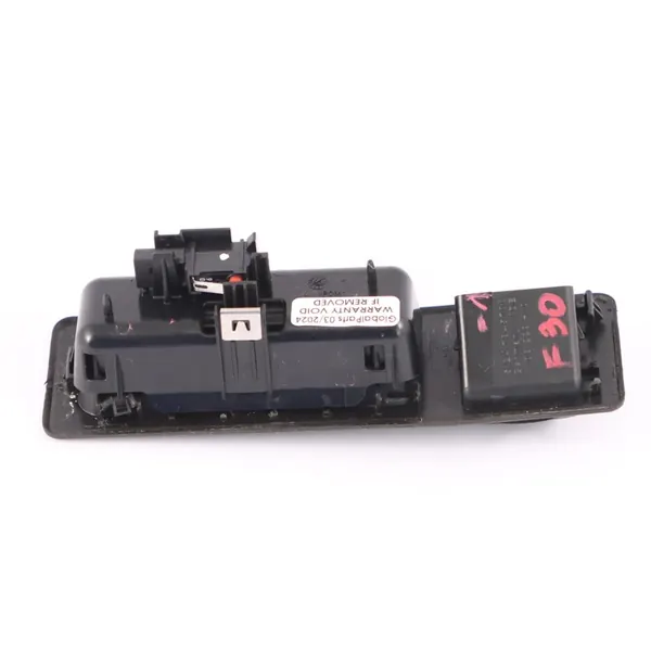 BMW F22 F30 LCI X3 F25 Takaluukun Kahva Nappi 7345700 image 2