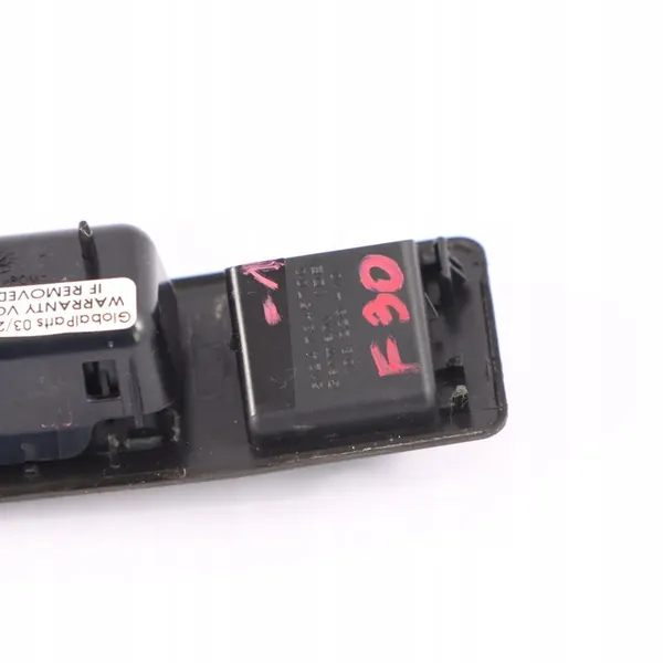 BMW F22 F30 LCI X3 F25 Takaluukun Kahva Nappi 7345700 image 3