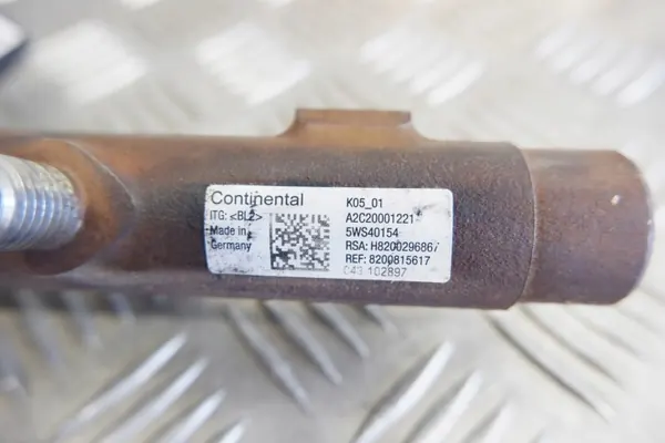 Rail d'injection Nissan OE 5WS40154 pour Qashqai image 3