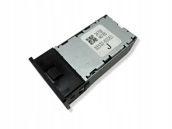 Tomada USB OEM 8553260060 para Toyota bZ4X 2024 image 4