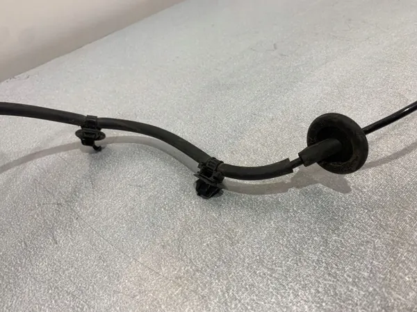 Sensor ABS Mitsubishi Traseiro OEM FBZ18472 Usado image 4