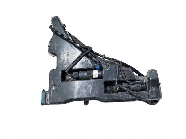 Spolarvätsketank & Pump OEM 8W0955451L Audi A4 B9 image 4