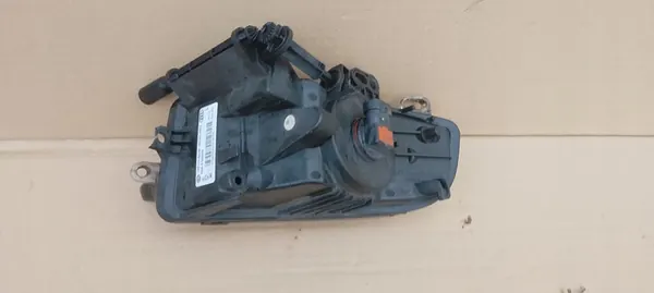 FARO ESQUERDO AUDI A3 8V0 13-17 8V0941699C image 8