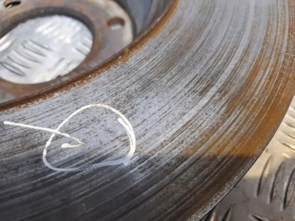Remschijf OEM 7L8615301 voor Audi Q7 2006-2015 image 3