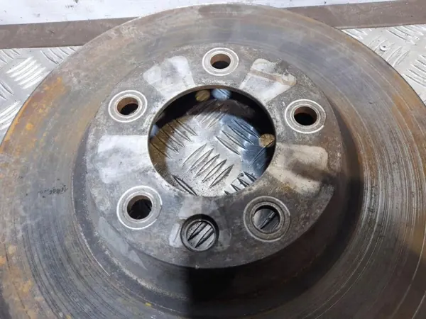 Remschijf OEM 7L8615301 voor Audi Q7 2006-2015 image 6