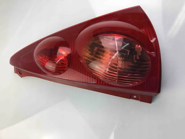 PEUGEOT 107 LUZ TRASERA IZQUIERDA 6351X6 image 2