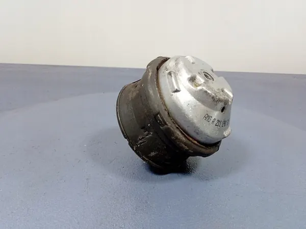 Soporte Motor Derecho CL63 AMG W216 A2112403117 image 3