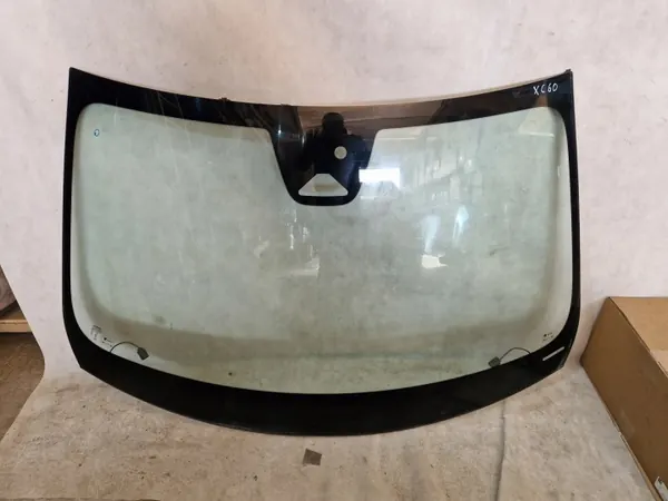 Parabrisas calefactable OEM 32368716 para Volvo XC60 2024 image 2