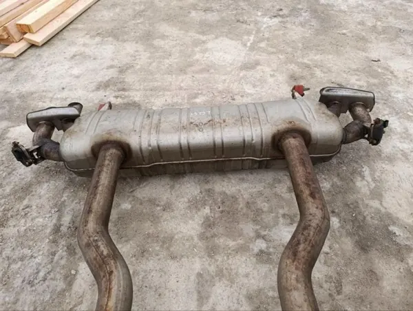BMW OE Äänenvaimennin OEM 8649959 7-sarja 2016 image 8