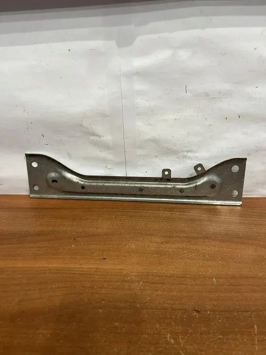 Fixation échappement OEM D3463 pour VW Passat B8 2016 image 4