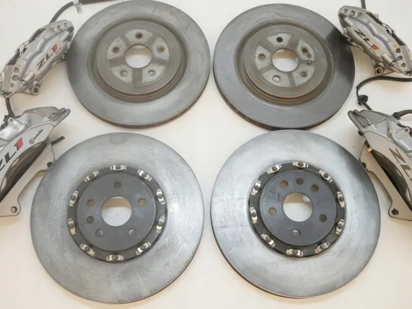 ZL1-BREMBO2 Étriers & Disques de Frein Avant & Arrière image 6