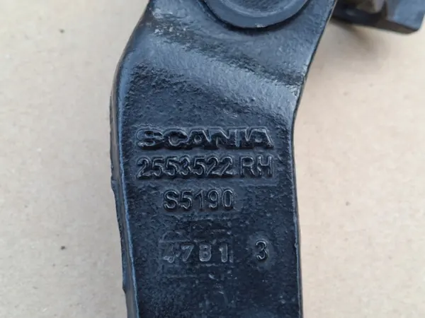 Scania R/S Oikea Kallistusvivun Kiinnike OEM 2553522 image 7
