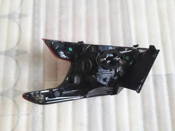 PEUGEOT 308 HB 2013-2017 Lámpara Trasera Izquierda 9677817680 image 3