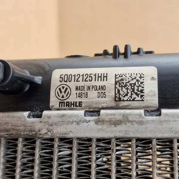 Radiador Audi Skoda Seat VW E-Tron G-Tron e-TSI GTE E-Hybrid image 3