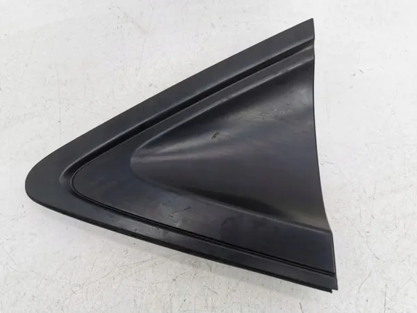 Honda HR-V 2016 Seitenscheibenleiste OEM AMD132153 image 2