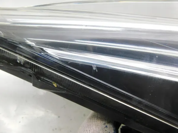 Oikea Etuvalo - Nissan Micra V K14 17- 26010-5FA0A image 5