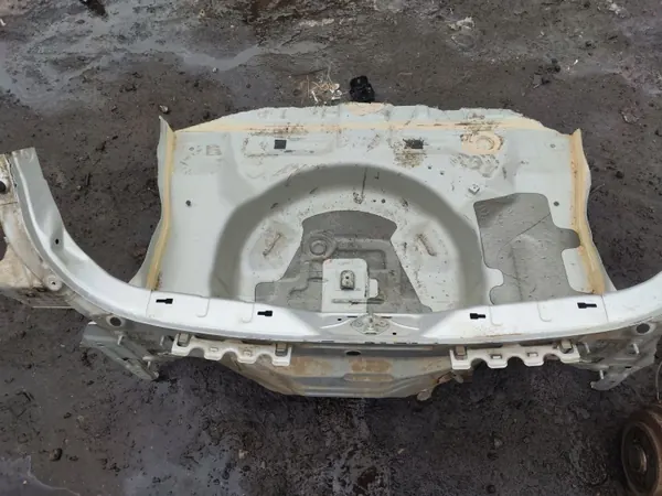 SUSWMK72 OEM Suzuki Swift MK7 Plancher Arrière Quart image 5