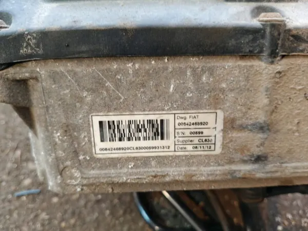 Bomba AdBlue Iveco OEM 00842468920 - Usado image 4