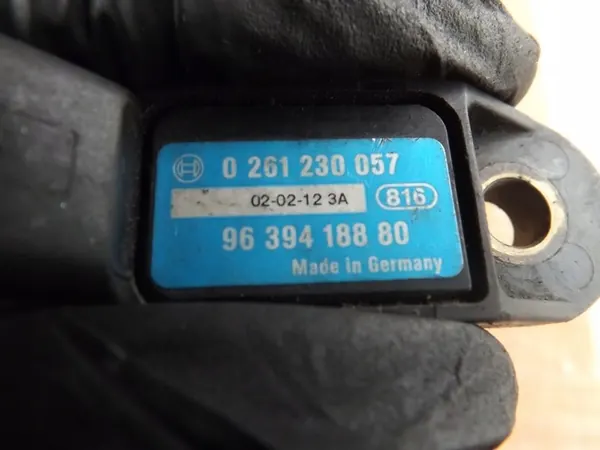 Peugeot 406 407 2.2 MAP Sensor 0261230057 image 5