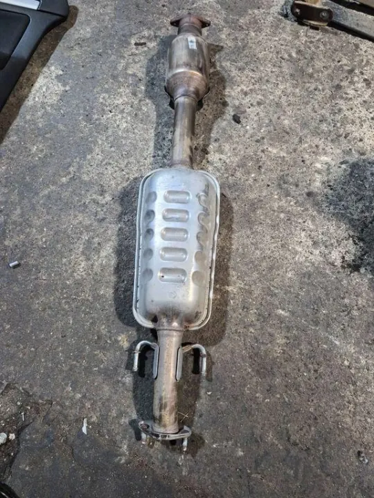 Catalyseur OEM S17303151371 pour Hyundai Sonata image 2