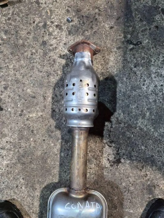 Catalyseur OEM S17303151371 pour Hyundai Sonata image 3