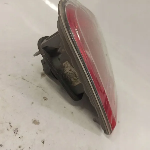 Toyota Avensis T27 Vasen Takavalo OEM 89032447A image 5