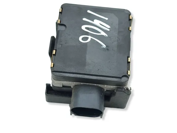 Land Rover R8E29G934AB Tempomat-Radar aktiv image 3