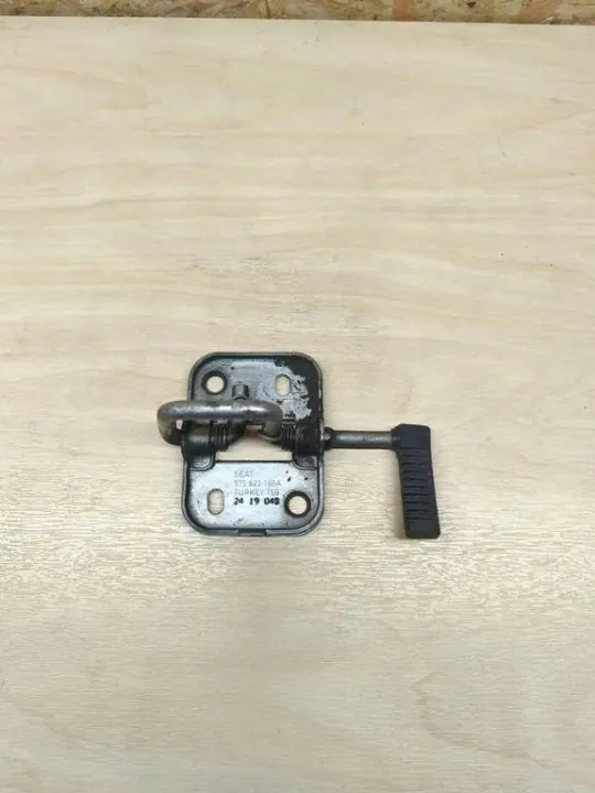 Fecho do capô OEM 575823186A para Seat Ateca 2019 image 2