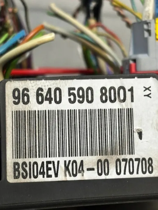 BSI Module Peugeot Citroen 966405908001 image 4