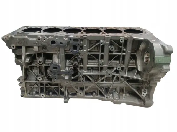 BMW Moottorilohko OEM 7799978 3.0 D N57D30A image 2