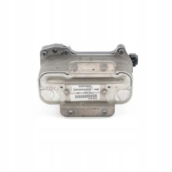 BMW Lämmönvaihdin OEM 17217638582 N20 Moottori image 9