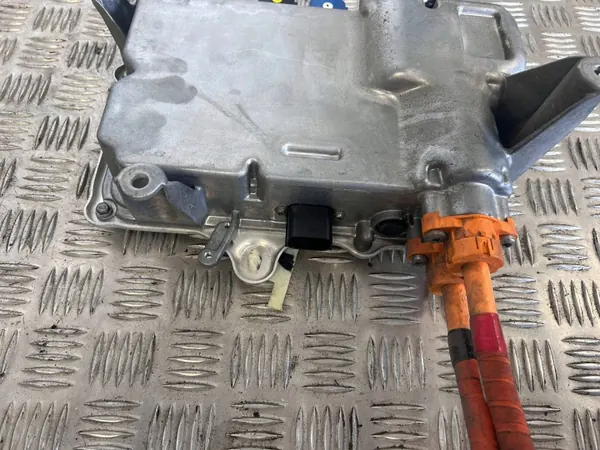 Tesla Model X Inverter OEM 104967800G 2017 image 9