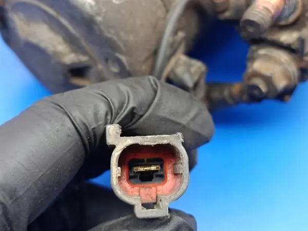 Motor de arranque Nissan Primera P12 1.8 16V OEM 233000M302 image 6