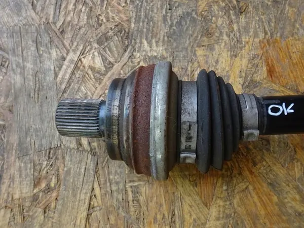 GOLF VII R AUDI S3 2.0 TFSI Höger Bakaxel OEM 5Q0501204A image 2