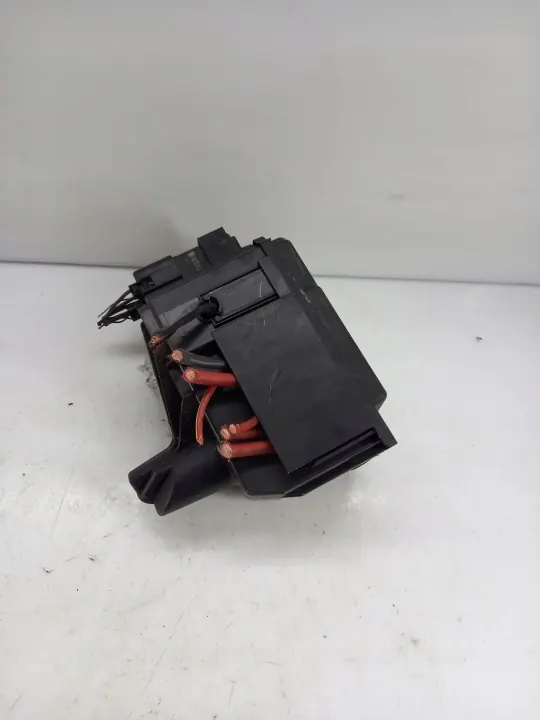 VW Polo MK5 6R Support boîte fusibles 6C0907361F image 2