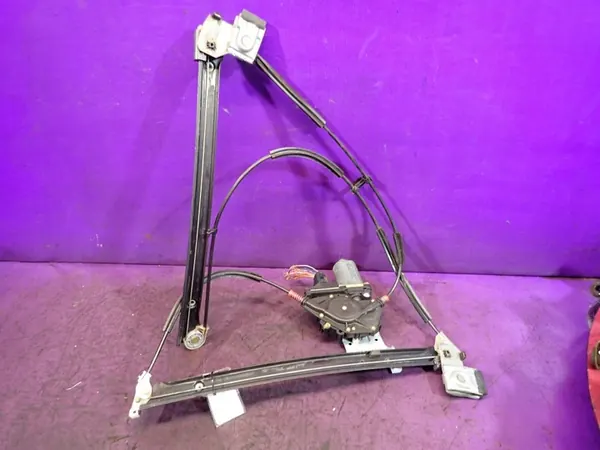 VW POLO III 6N HB 3D 00-02 Elevador de vidro direito 6N3837402N image 2