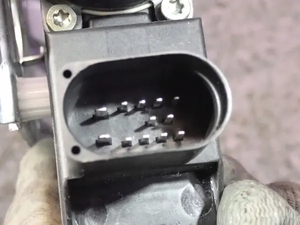 VW POLO III 6N HB 3D 00-02 Elevador de vidro direito 6N3837402N image 3