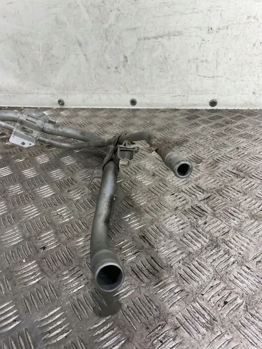 Polttoainetäyttökaula OEM FBZ18108 Subaru XV 2018 image 4