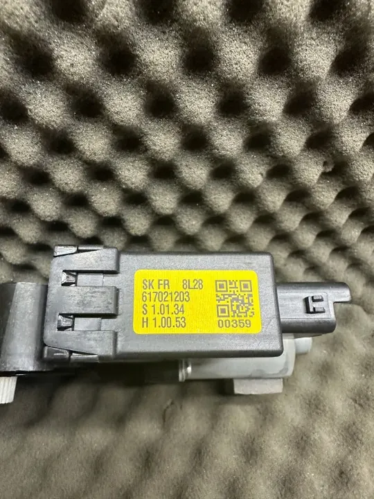 OEM 82460K0010 Raambediening rechts voor Kia Soul image 3
