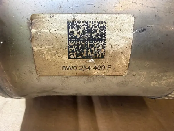 Catalyseur Audi OE OEM 8W0254400F 4G0131703AE image 4