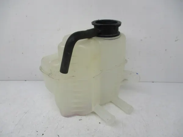 Fiat 500E 13-19 kylvätsketank OEM 52126354AB image 2