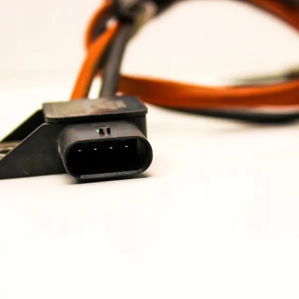 Nissan Qashqai J12 2021 Oil Temperature Sensor OEM 226585317R image 4