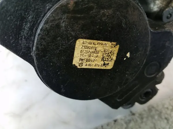 Brandstofpomp Mercedes-Benz C-Klasse W204 2.2 CDI A6510700701 image 3