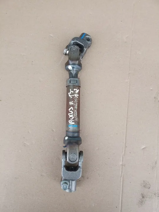 Toyota Auris II 13-18 ohjauspylvään akseli OEM image 2