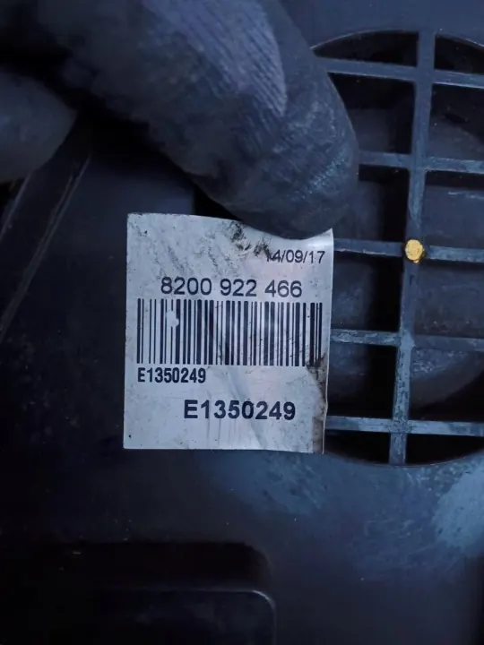 Support de roue de secours OEM 8200922466 Renault Clio IV image 9