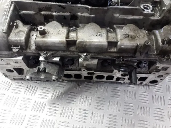 MERCEDES W203 2.2 CDI Cylinder Head A6460100620 image 4