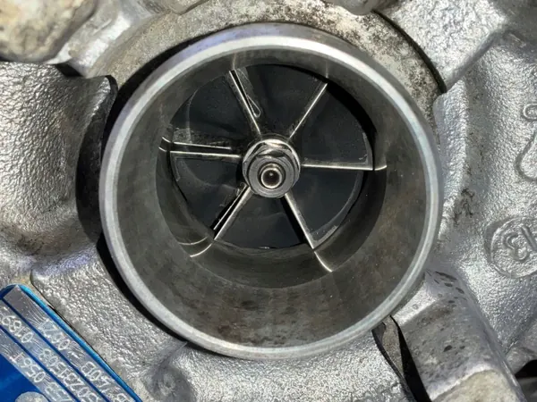 Käytetty Audi OE Turbo OEM 03L253056T image 4