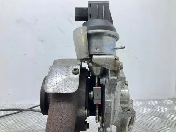 Käytetty Audi OE Turbo OEM 03L253056T image 7