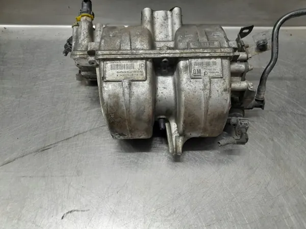 Ansaugkrümmer OPEL 1.6 16V Z16XEP OEM 55352859 image 4