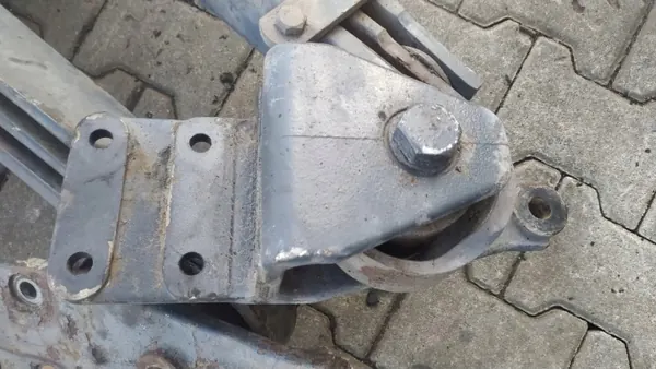DAF 1440499 Federaufnahme vorne image 4